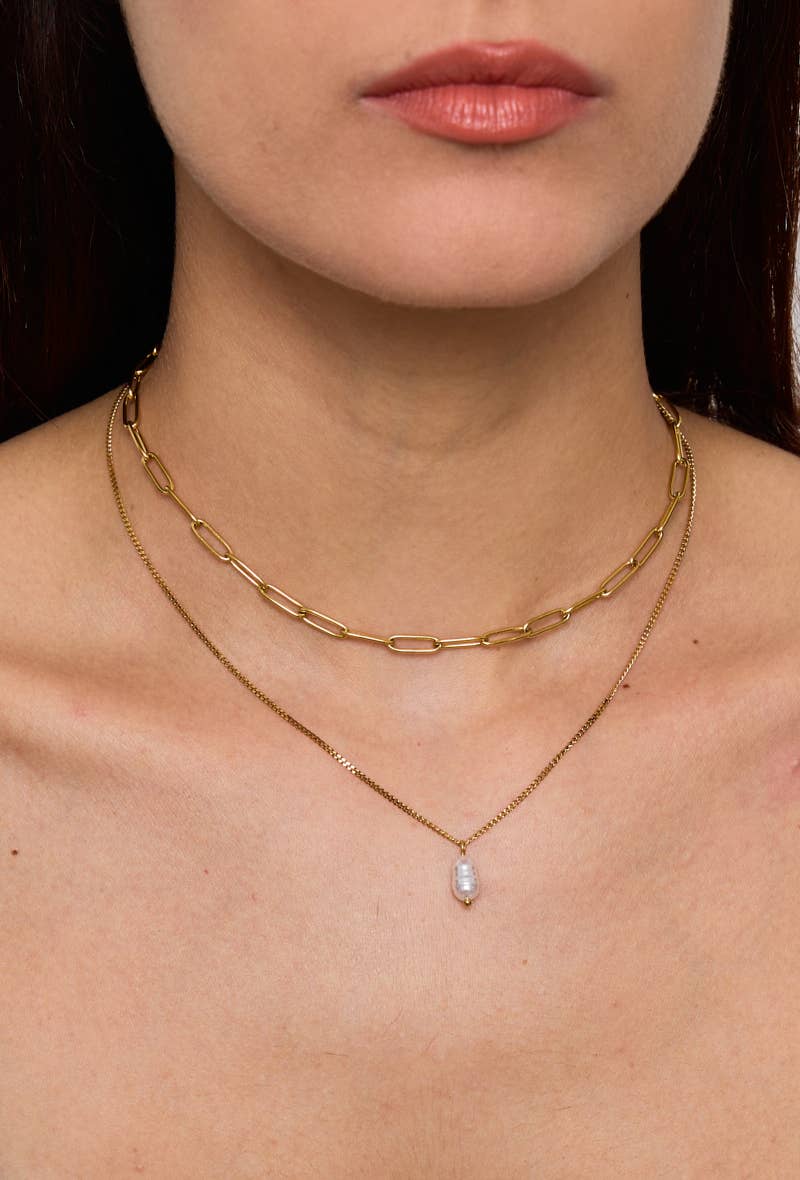 Bohomar Studio doppellagige goldene Kette mit Süßwasserperle und Gliederkette elegant minimalistisch
