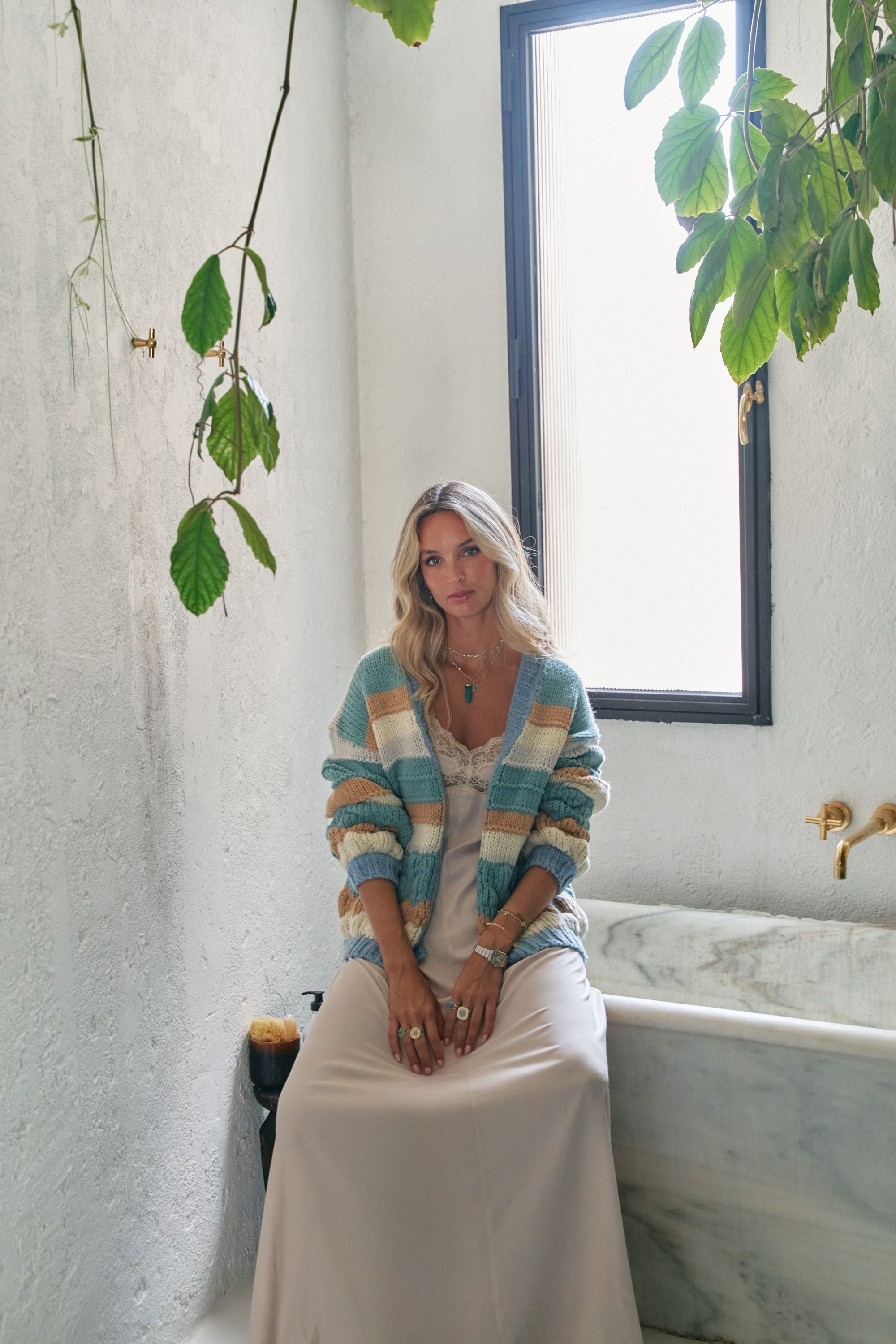 Jaase Forest Whisper Strickjacke – Dein perfekter Begleiter für die kühleren Tage Frollein Herzblut