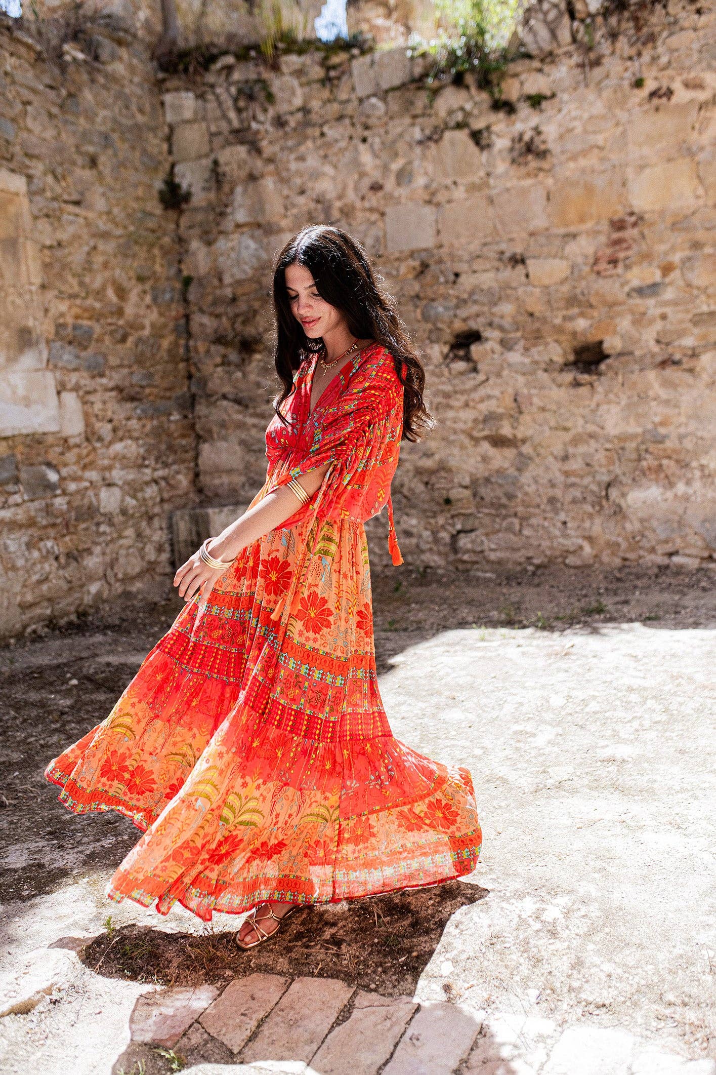 MAURICIO ORANGEFARBENES KLEID MIT ÄRMELN Piti Cuiti