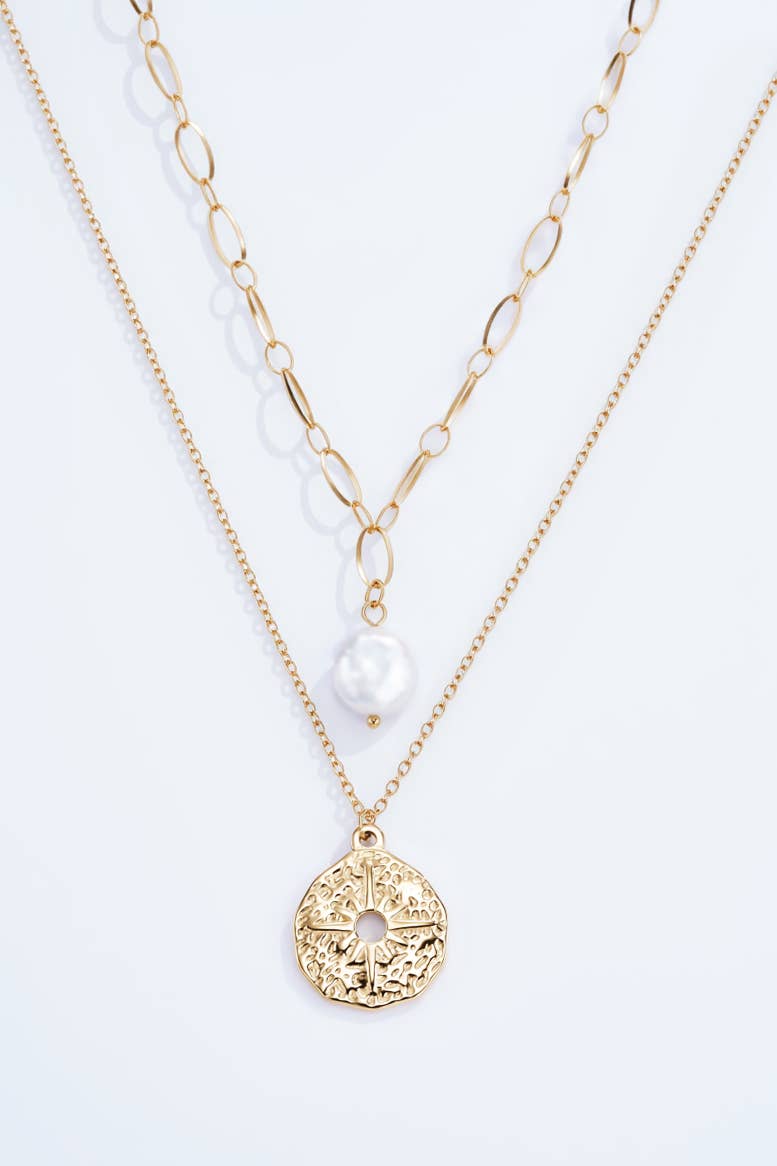 Bohomar Studio goldene Layering Kette mit Coin Anhänger und Perle im Boho Stil