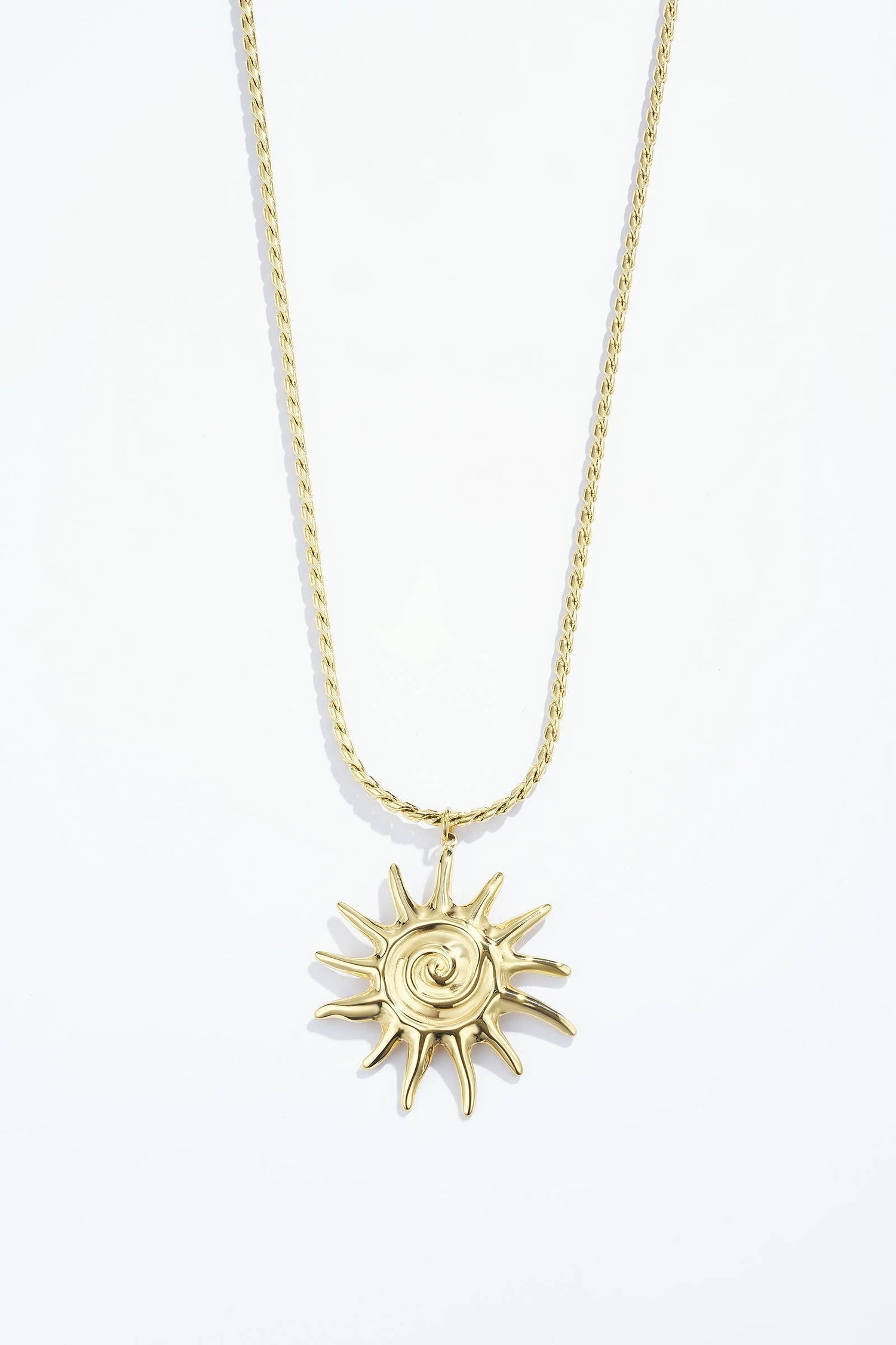Bohomar Studio goldene Halskette mit Sonnen Anhänger und Spiral Design aus Edelstahl 18K vergoldet