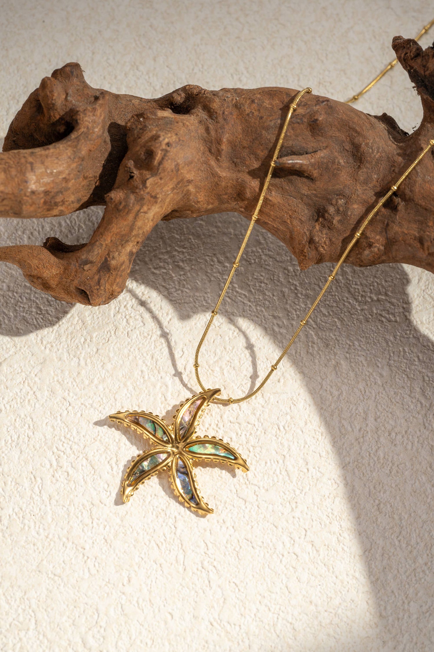 Bohomar Studio goldene Seestern Kette mit Perlmutt Inlay Boho Schmuck