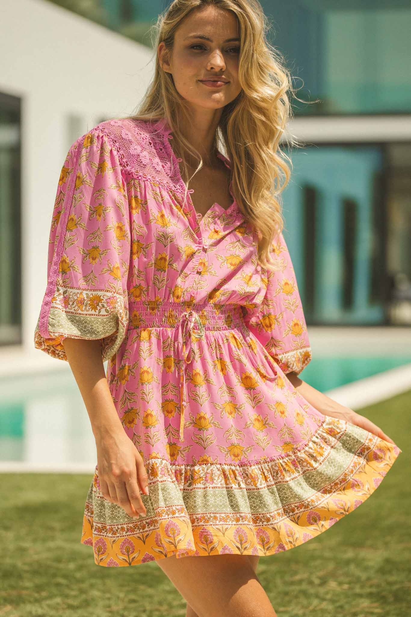 Jaase Pink Charm Print Mini Kleid Jaase Australia