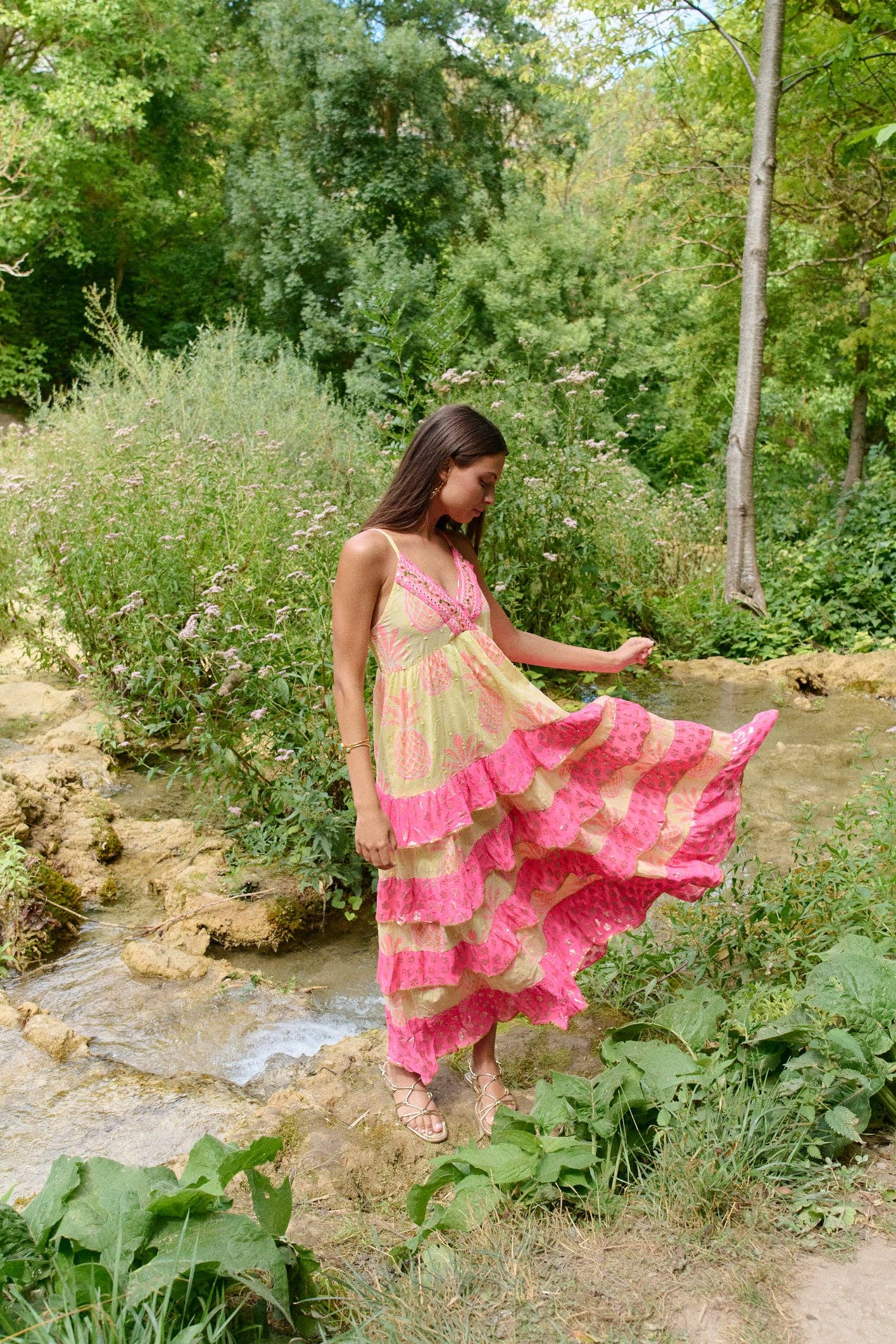LANGES KLEID MIT ANANAS-LIMON-TRÄGERN Piti Cuiti